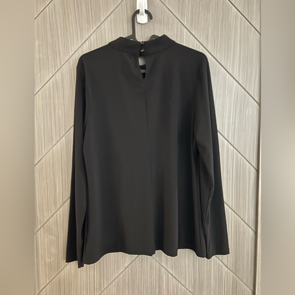 Halogen Mock Turtleneck Black Top w/ Peephole. Great, stretch jersey material. L - Picture 2 of 4